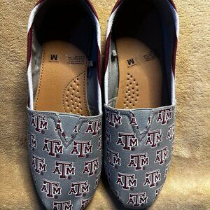 Texas A&M Aggies Medium Canvas Slip-On Shoes S01‎